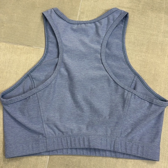 Outdoor Voices Light Blue Crop Top Size Medium (A1) - Picture 4 of 7